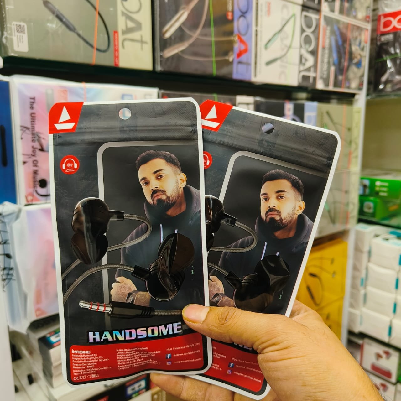 Boat Megnetic Champ Earphone